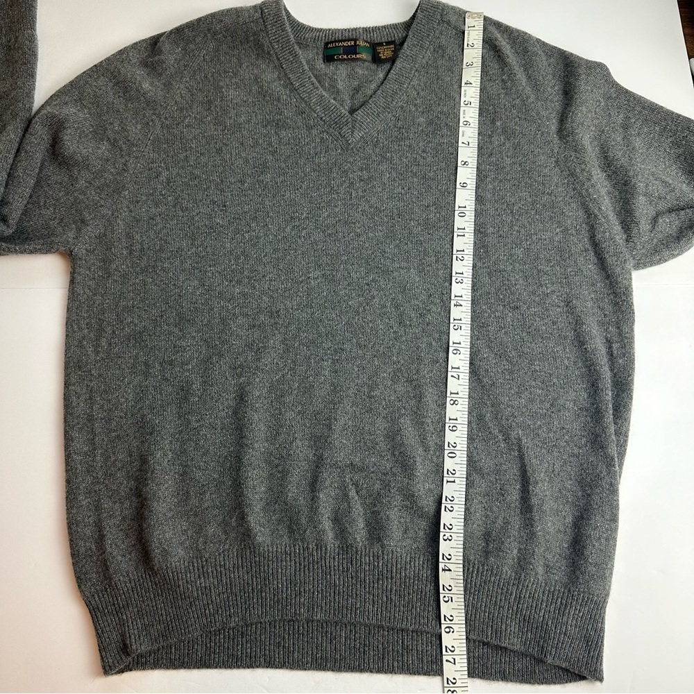 Alexander Julian Colours 100% Cashmere V-neck Sweater Men's Size Large Gray Grey - Picture 4 of 8